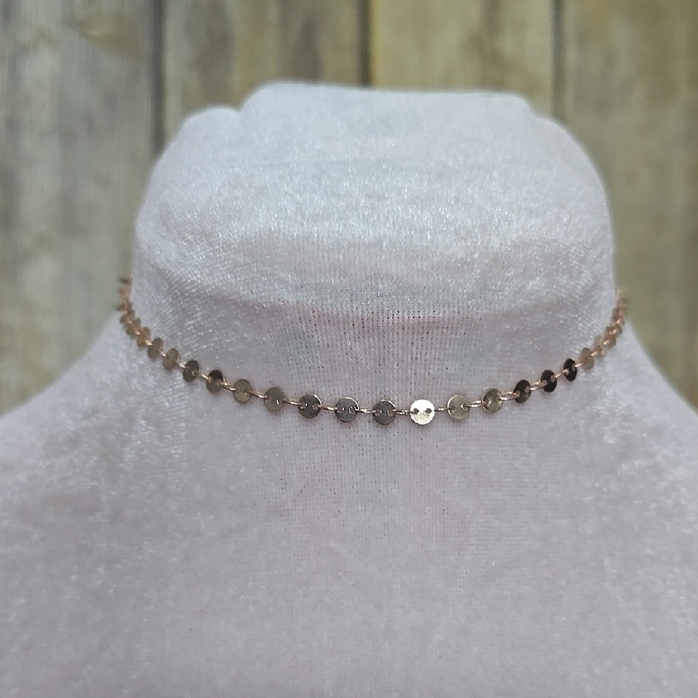 Elegant Gold Choker Necklace